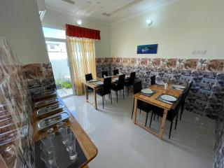 Ocean Waves Inn - Gaafaru - 9