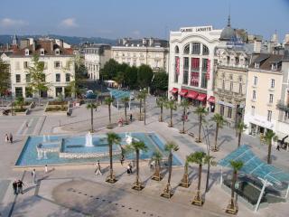Hotel Le Bourbon Pau Centre - Pau - 1