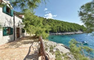 Holiday Home Zastrazisce With Fireplace 03 - 8
