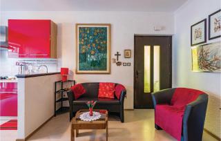 Lovely Apartment In Novigrad With Wifi - 1