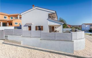 2 Bedroom Nice Home In Betiga - 1