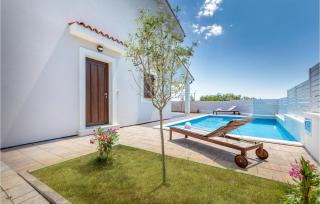 2 Bedroom Nice Home In Betiga - 4