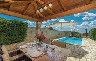 Holiday Home Kastelir 50 With Outdoor Swimmingpool - Kaštelir - 7