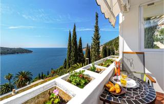 Gorgeous Apartment In Dubrovnik - 8