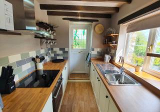 Stable End Cottage - Narberth - 4