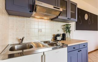 1 Bedroom Stunning Apartment In Pula - Pula - 3