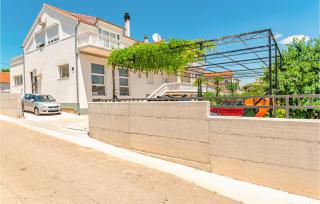Two-Bedroom Apartment Vodice With Sea View 06 - Vodice - 1