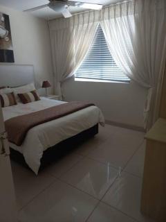 Luxury 4 bedroom apartment - 6