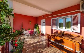 3 Bedroom Stunning Home In Modric - 5