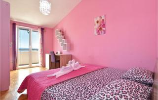 Six-Bedroom Holiday Home In Podstrana - Podstrana - 8