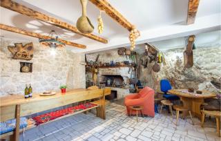Seven-Bedroom Holiday Home In Dicmo - 5