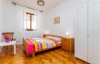 4 Bedroom Beautiful Apartment In Pula - Pula - 6