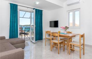 Cozy Apartment In Srima - Srima - 8