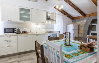 Lovely Apartment In Krsan With Wifi - 5