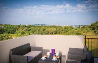 3 Bedroom Awesome Home In Medulin - Medulin - 5