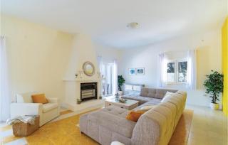 Amazing Home In Blato With Wifi - 8