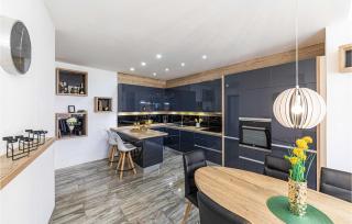 2 Bedroom Lovely Home In Okrug Gornji - Trogir - 9
