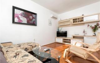 Awesome Apartment In Pula With Wifi - 7