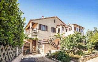 Awesome Apartment In Pula With Wifi - Pula - 1