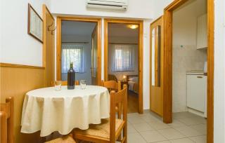 Two-Bedroom Apartment In Lokva Rogoznica - Lokva Rogoznica - 9