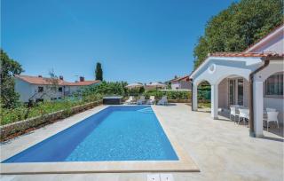 Beautiful Home In Vabriga - 2