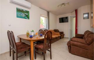 Lovely Home In Ricice - Kolovrati - 9