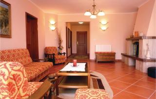 2 Bedroom Awesome Apartment In Novigrad - 1