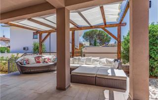 Amazing Home In Medulin With Wifi - Medulin - 8