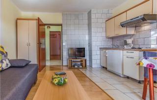 One-Bedroom Apartment In Medulin - 4