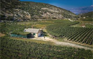 0-Bedroom Holiday Home In Postira - Postira - 0