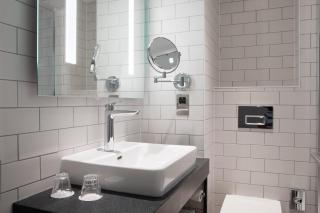 Holiday Inn Bolton Centre by IHG - 2