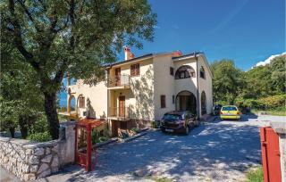 1 Bedroom Cozy Apartment In Kostrena - Kostrena - 9