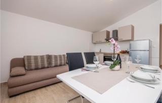 One-Bedroom Apartment In Biograd - Biograd na Moru - 8