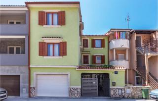 2 Bedroom Stunning Apartment In Pula - 0