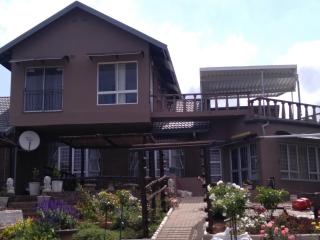 Henry's House On Sea - Hibberdene - 0