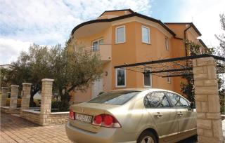 2 Bedroom Amazing Apartment In Novigrad - 1