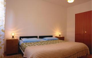 Nice Apartment In Pula With Wifi - 5