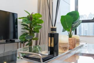 Modern 1BR with City View Rooftop Pool Access - 2