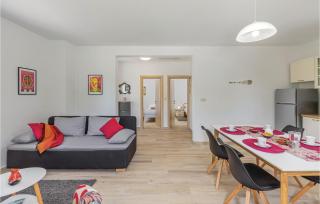 2 Bedroom Gorgeous Home In Trget - Trget - 2