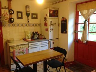 Maison atypique près de La Caillère-Saint-Hilaire avec jardin 500 m² - Mérigny - 8