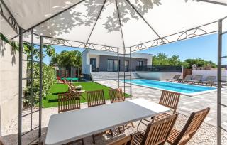 Beautiful Home In Rastane Donje - Rastane - 2