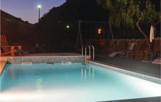Beach Front Home In Omis - Omiš - 5