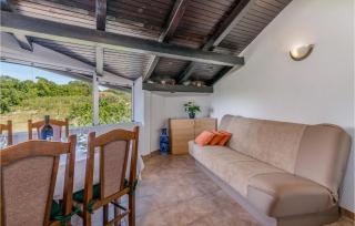 Amazing Apartment In Zupanje With Wifi - Županje - 5