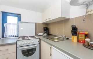 Amazing Apartment In Zupanje With Wifi - Županje - 3