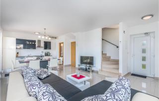 Pet Friendly Home In Kornic With Wifi - Kornić - 5