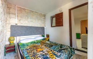 Lovely Apartment In Lokva Rogoznica - 1