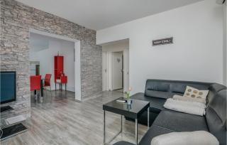 Cozy Apartment In Vrbnik - 7