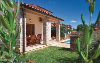 2 Bedroom Cozy Home In Liznjan - 7