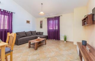 2 Bedroom Cozy Home In Liznjan - Ližnjan - 2