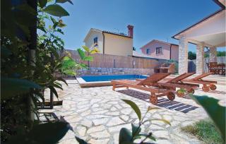 2 Bedroom Cozy Home In Liznjan - 6
